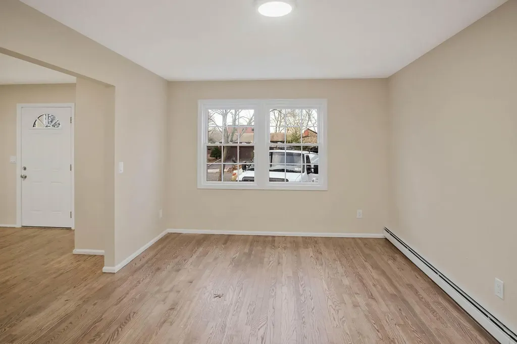 8 Springbriar Lane Centereach NY 11720