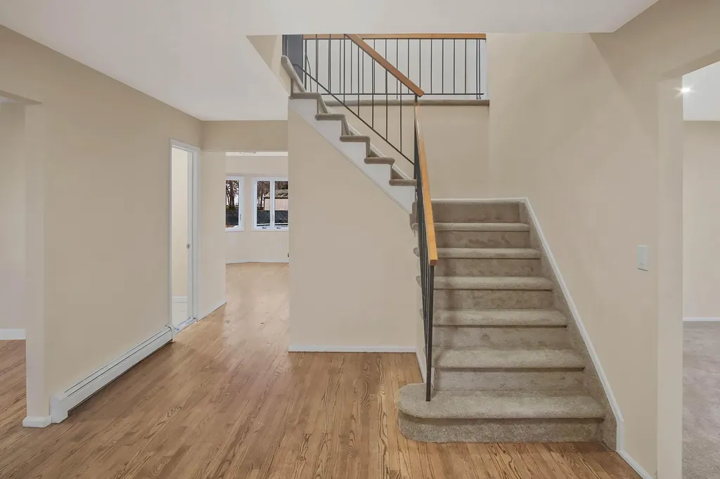 8 Springbriar Lane Centereach NY 11720