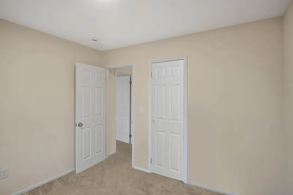 8 Springbriar Lane Centereach NY 11720