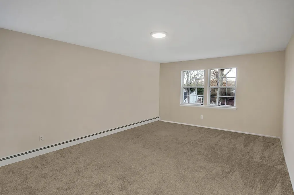 8 Springbriar Lane Centereach NY 11720