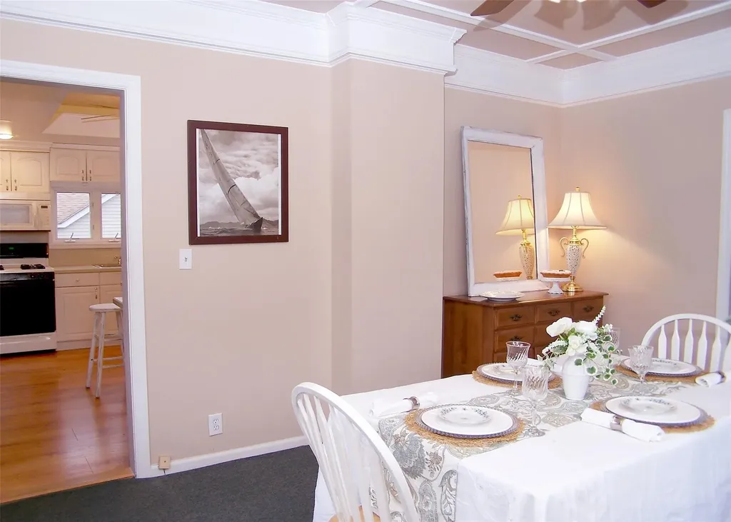 76 Waverly Avenue Patchogue NY 11772