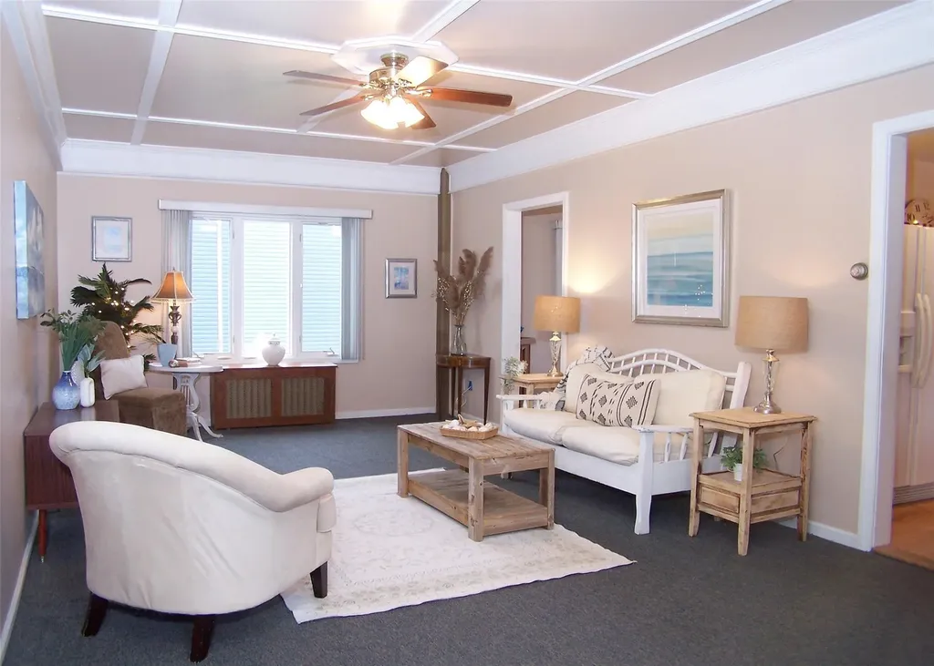 76 Waverly Avenue Patchogue NY 11772