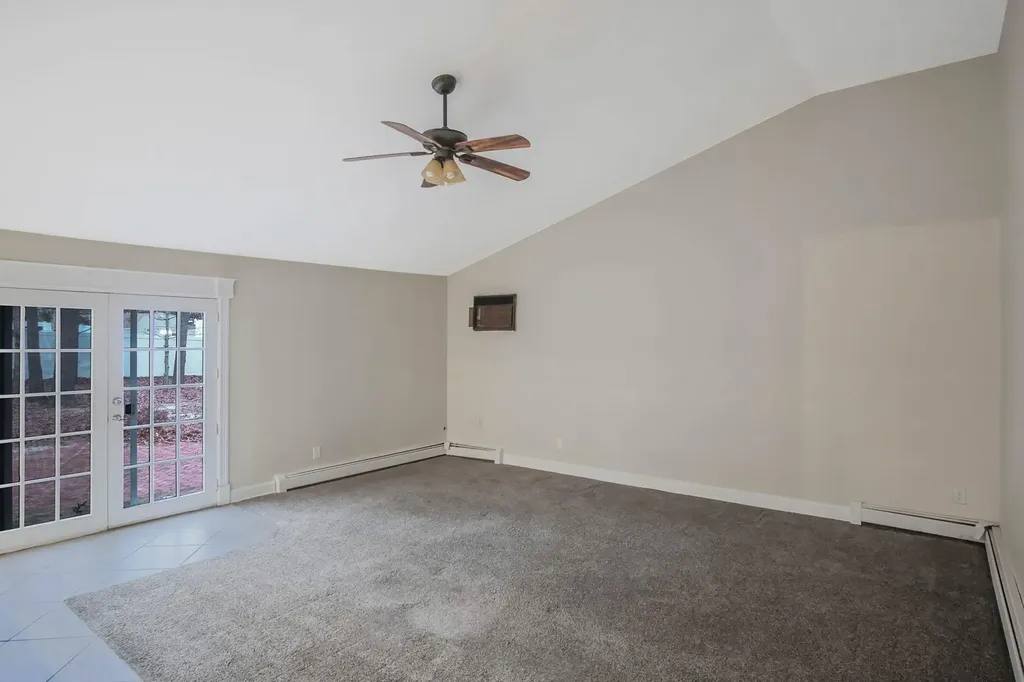 23 Hirsch Avenue Coram NY 11727