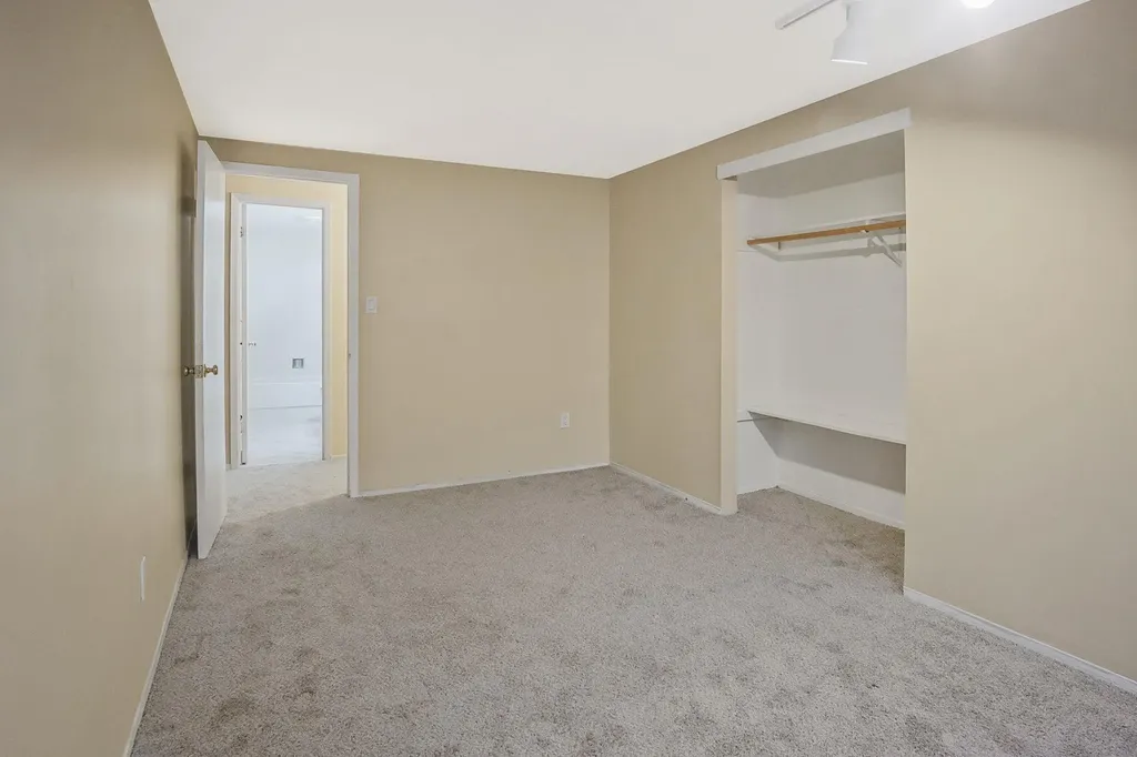 23 Hirsch Avenue Coram NY 11727