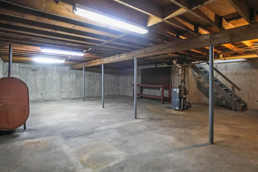 23 Hirsch Avenue Coram NY 11727