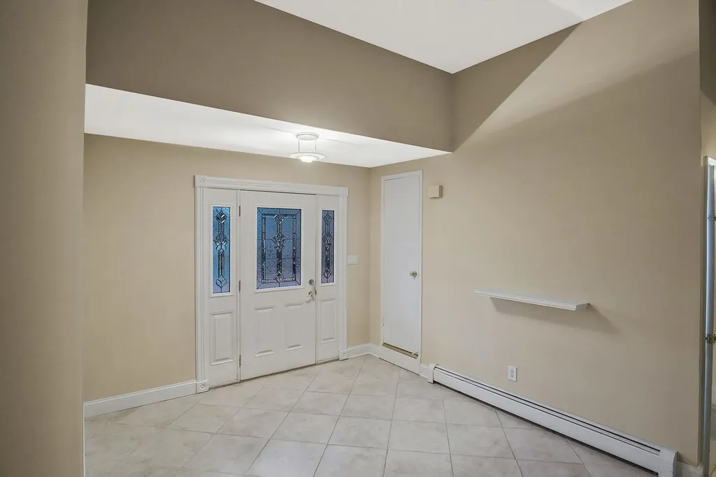 23 Hirsch Avenue Coram NY 11727