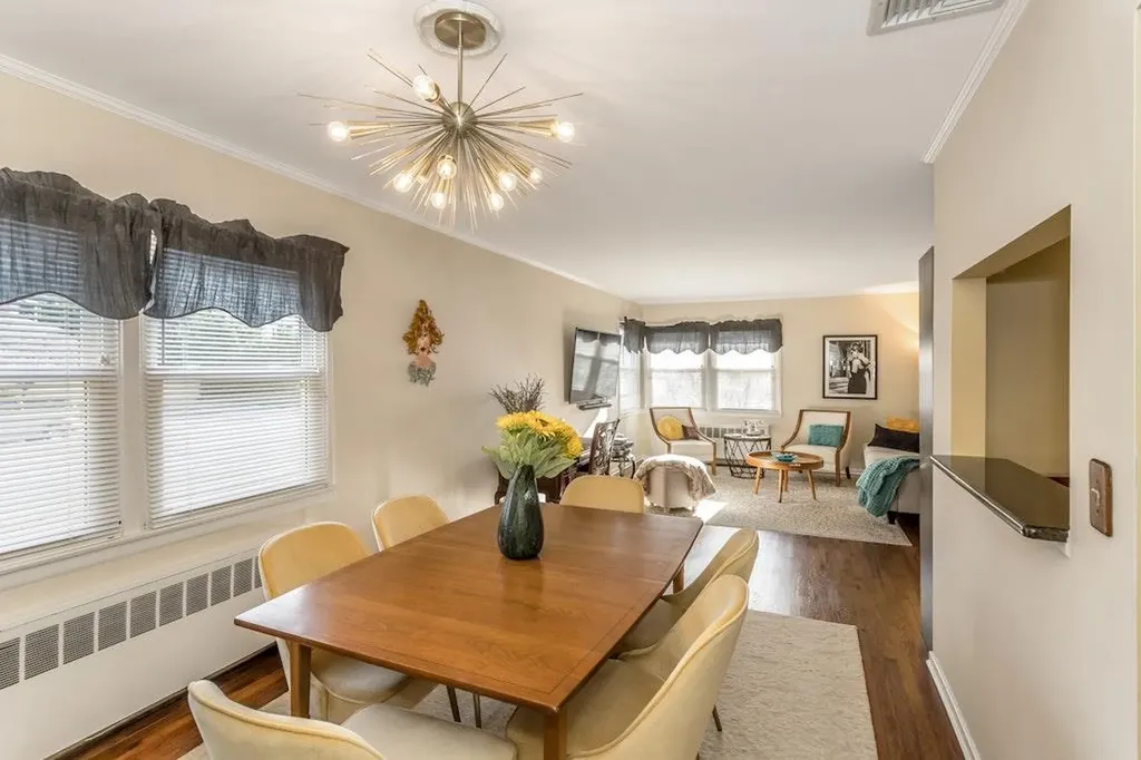 2149 Shoreham Way Merrick NY 11566