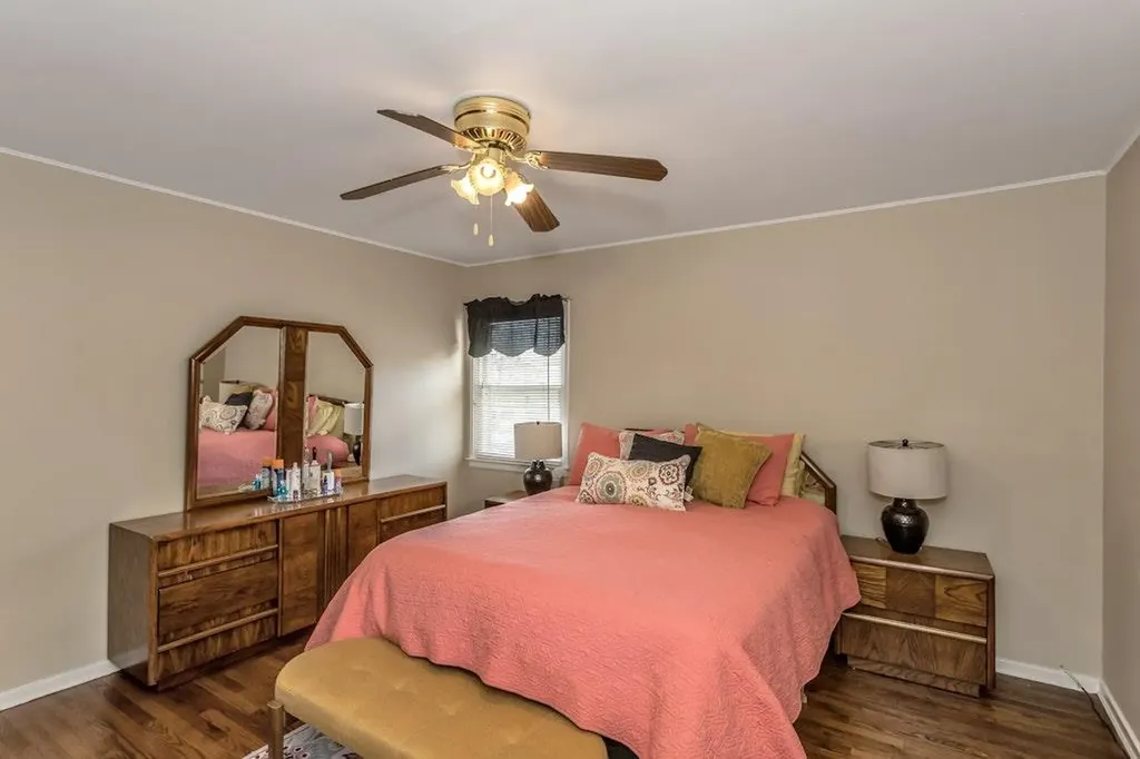 2149 Shoreham Way Merrick NY 11566