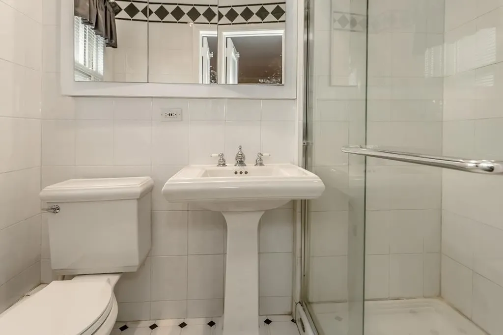 2149 Shoreham Way Merrick NY 11566