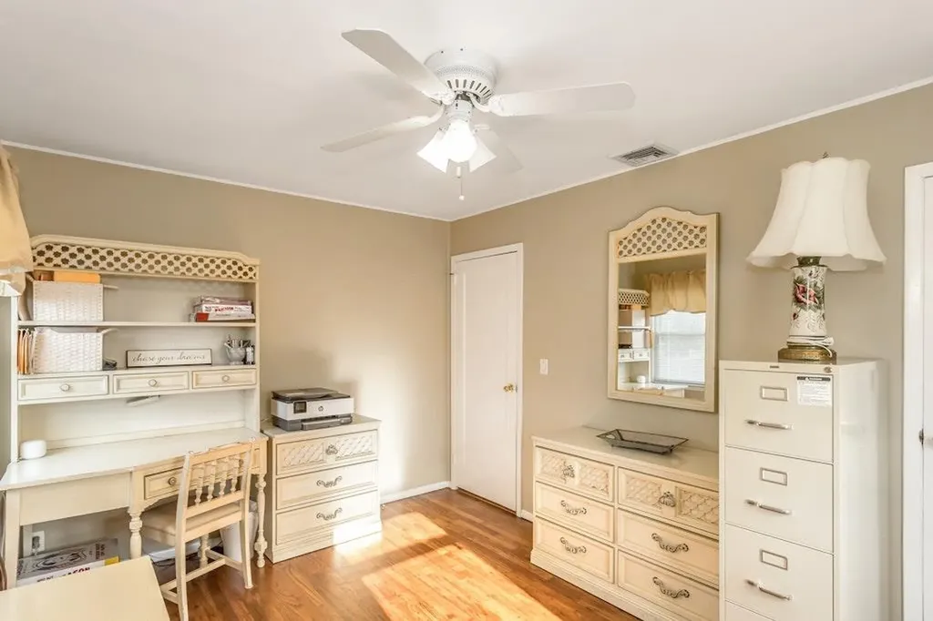 2149 Shoreham Way Merrick NY 11566