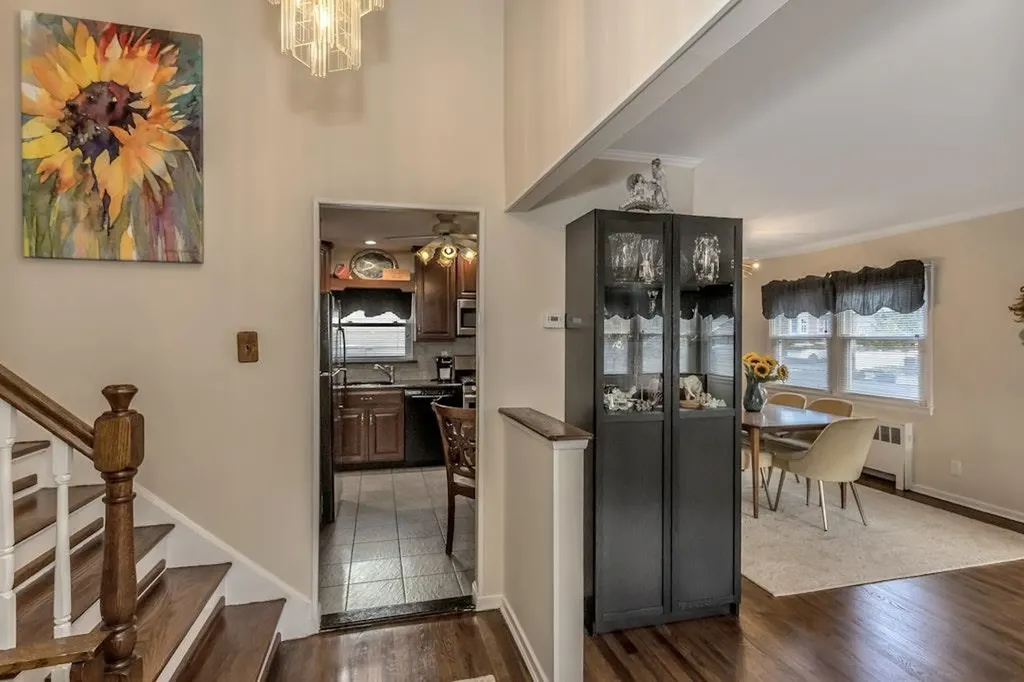 2149 Shoreham Way Merrick NY 11566