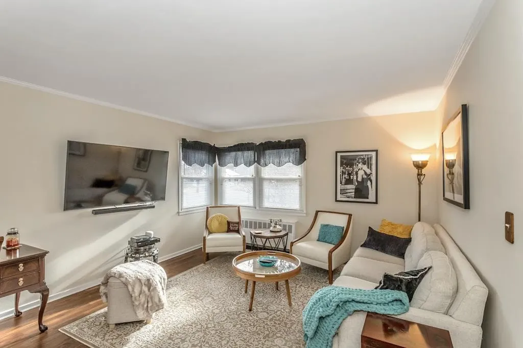 2149 Shoreham Way Merrick NY 11566