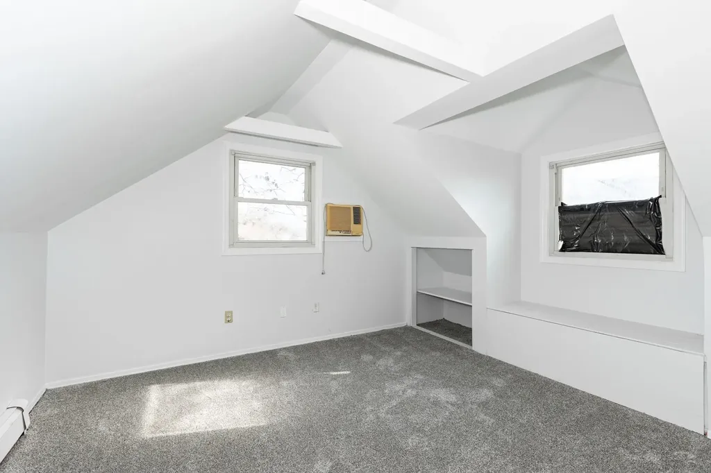 41 Elliot Street Islip NY 11751