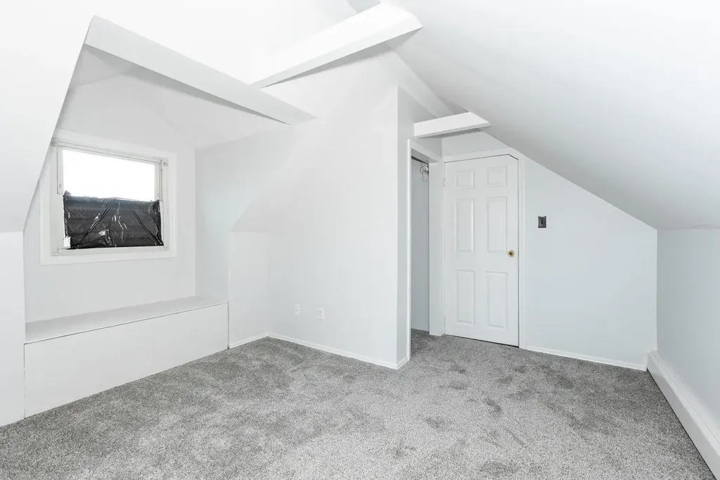 41 Elliot Street Islip NY 11751