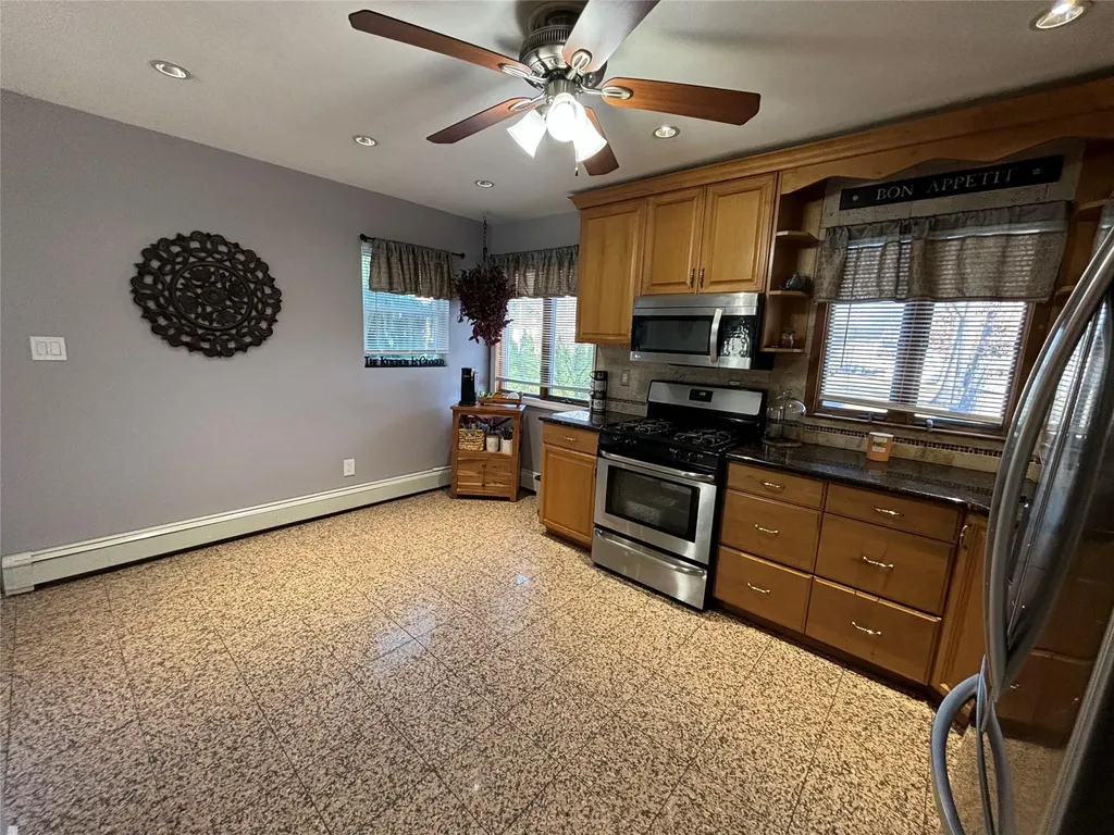 16 Brenner Road Coram NY 11727