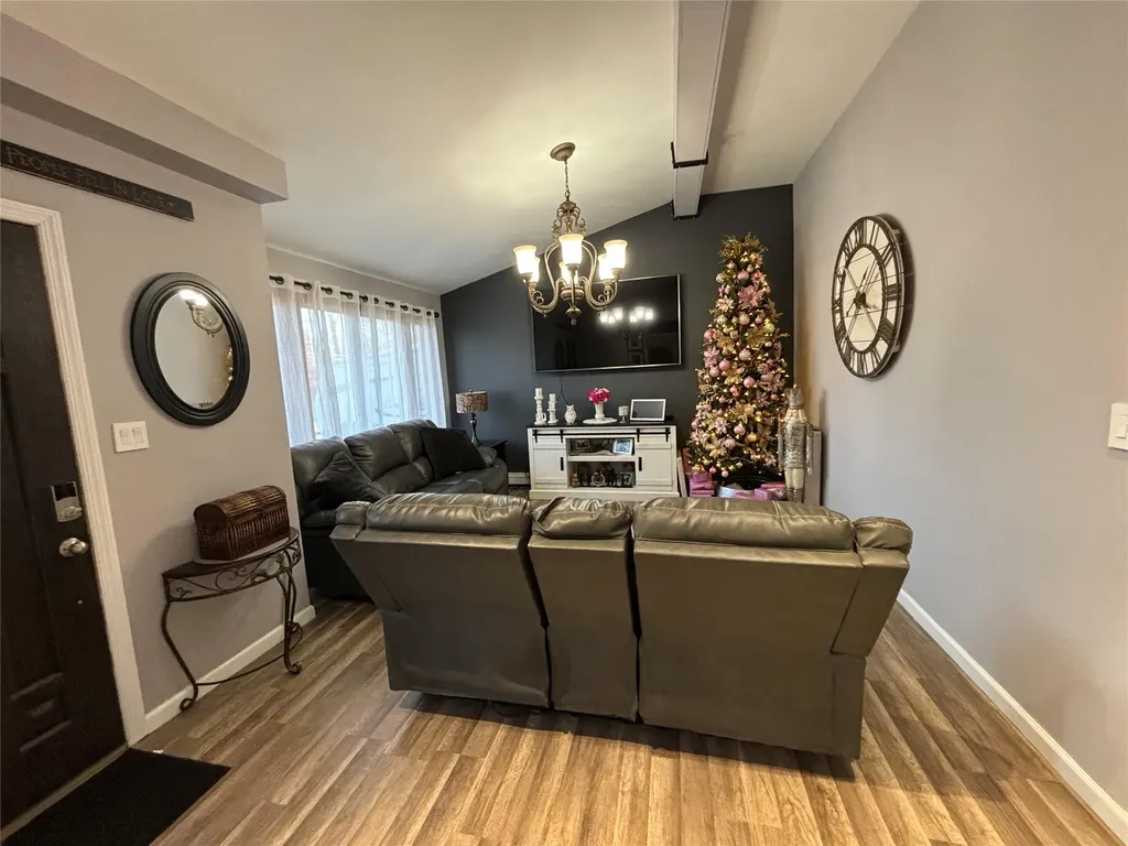 16 Brenner Road Coram NY 11727