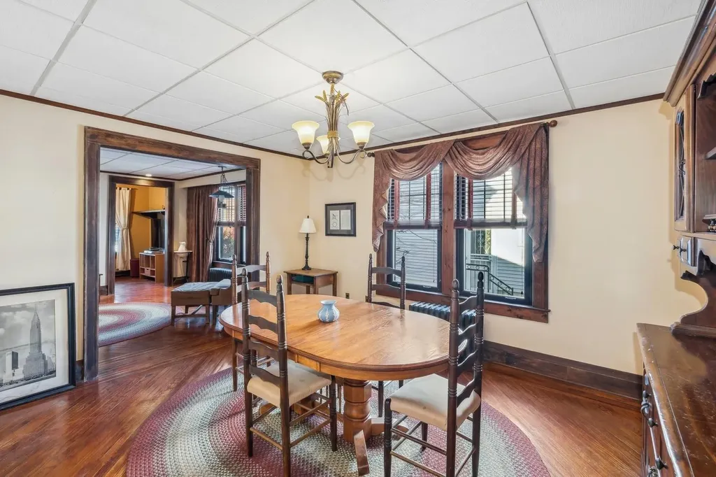67 Amherst Road Valley Stream NY 11581