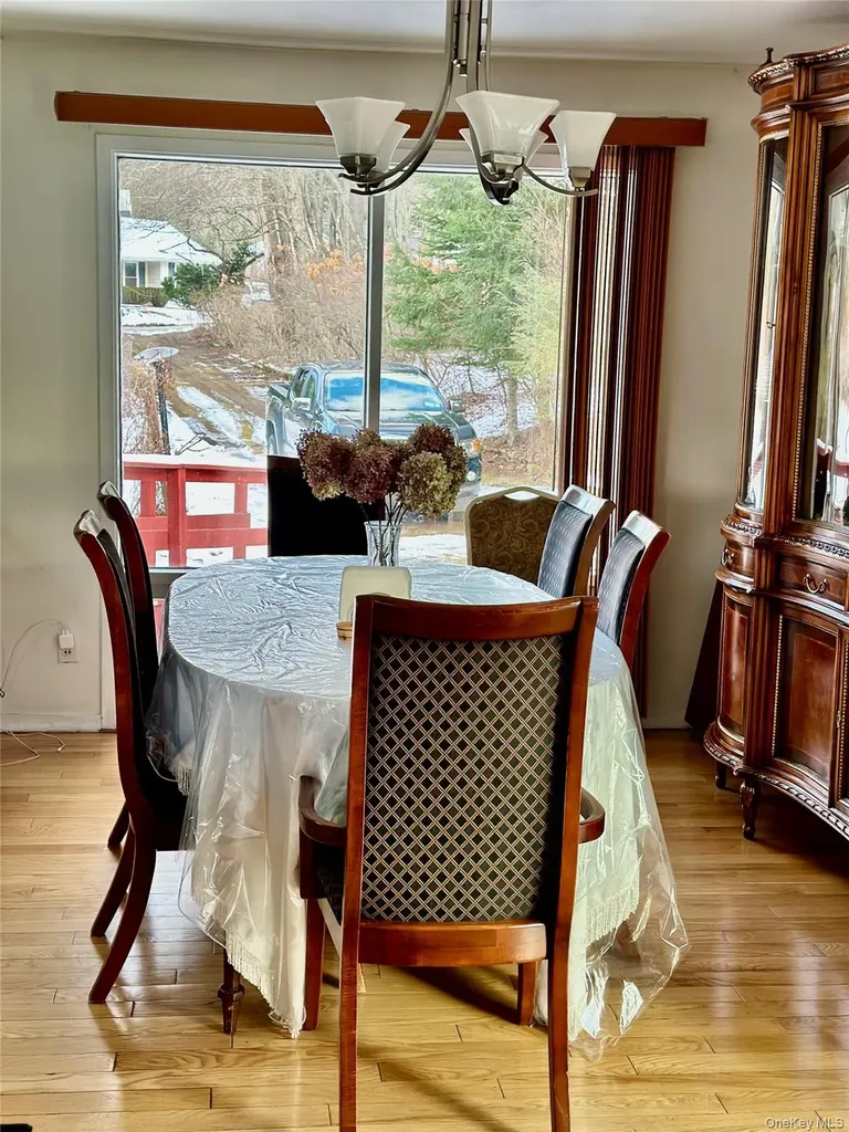23 Diane Boulevard Woodridge NY 12789