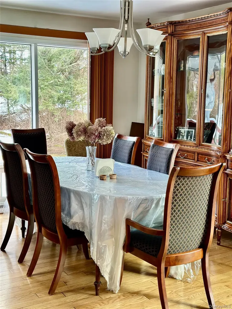 23 Diane Boulevard Woodridge NY 12789