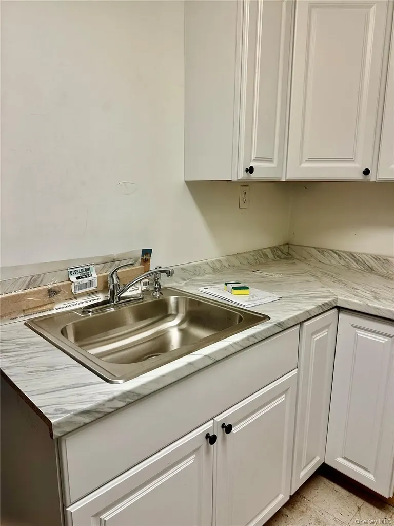 23 Diane Boulevard Woodridge NY 12789