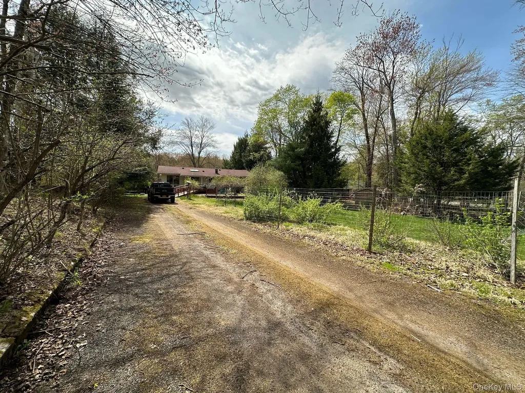 23 Diane Boulevard Woodridge NY 12789