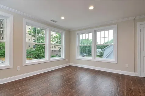 304 Battle Avenue White Plains NY 10606
