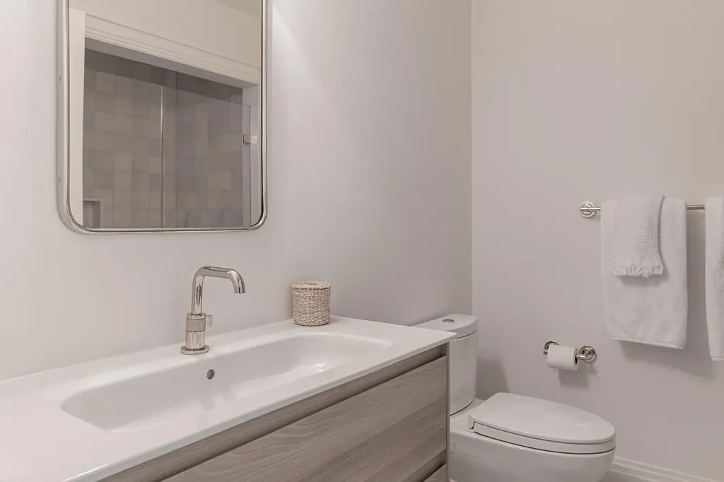 520 Hampton Southampton NY 11968