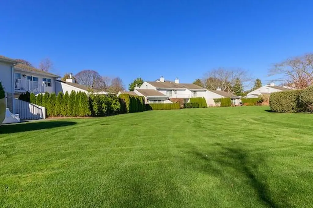 520 Hampton Southampton NY 11968