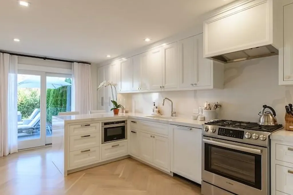 520 Hampton Southampton NY 11968