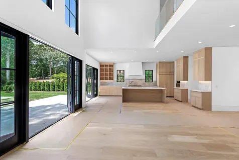 106 Copeces Lane East Hampton NY 11937