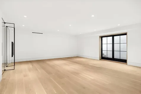 106 Copeces Lane East Hampton NY 11937