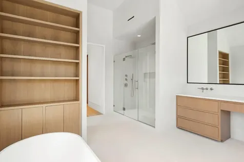 106 Copeces Lane East Hampton NY 11937