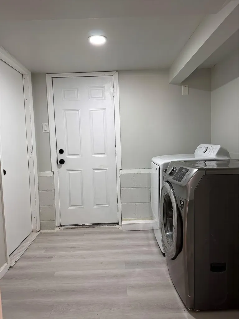 20 Irving Place Islip Terrace NY 11752
