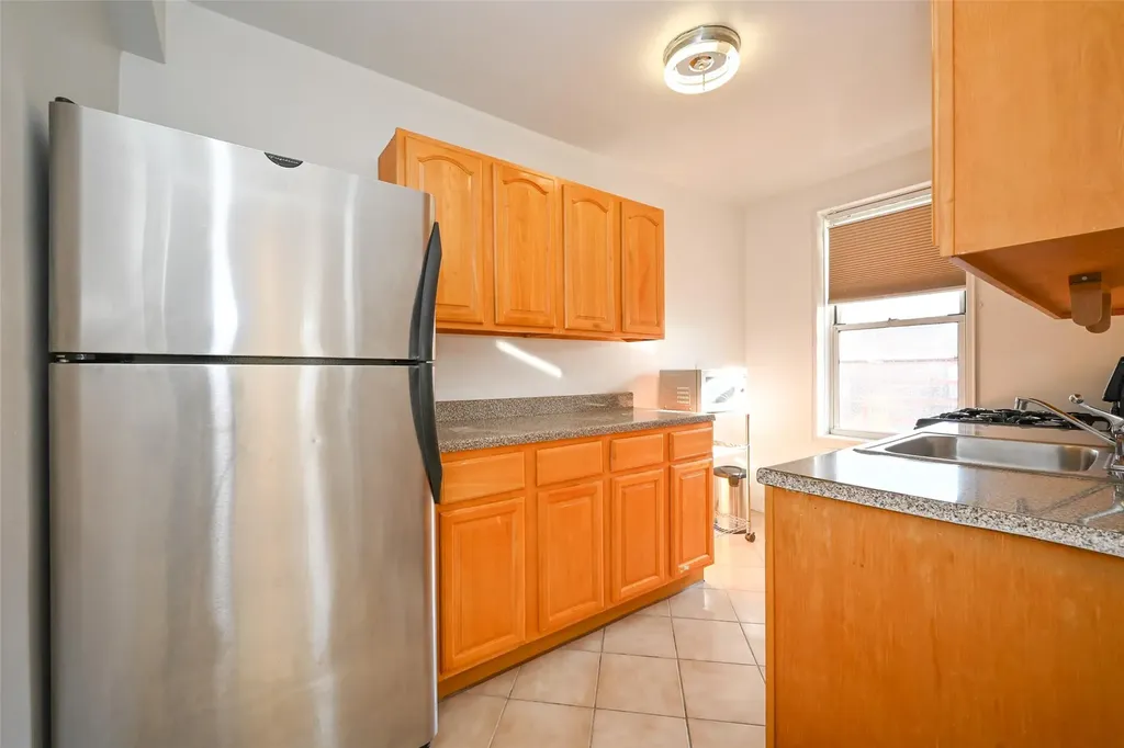 6535 Broadway Bronx NY 10471