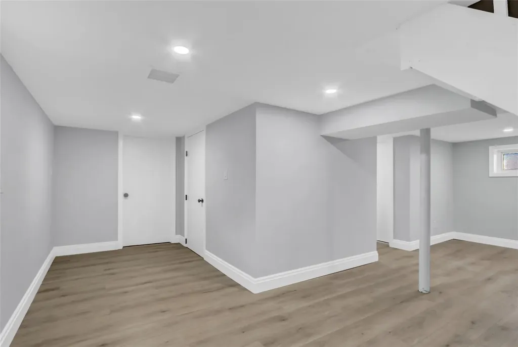 129 E Fulton Avenue Roosevelt NY 11575