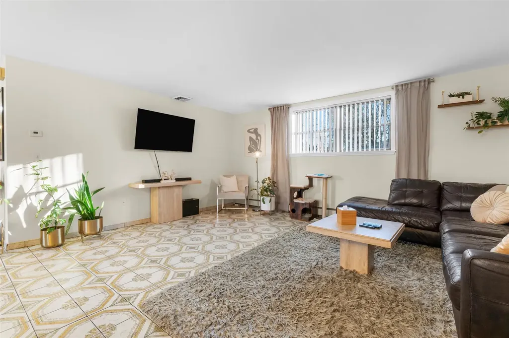 4 Leonard Avenue Newburgh NY 12550