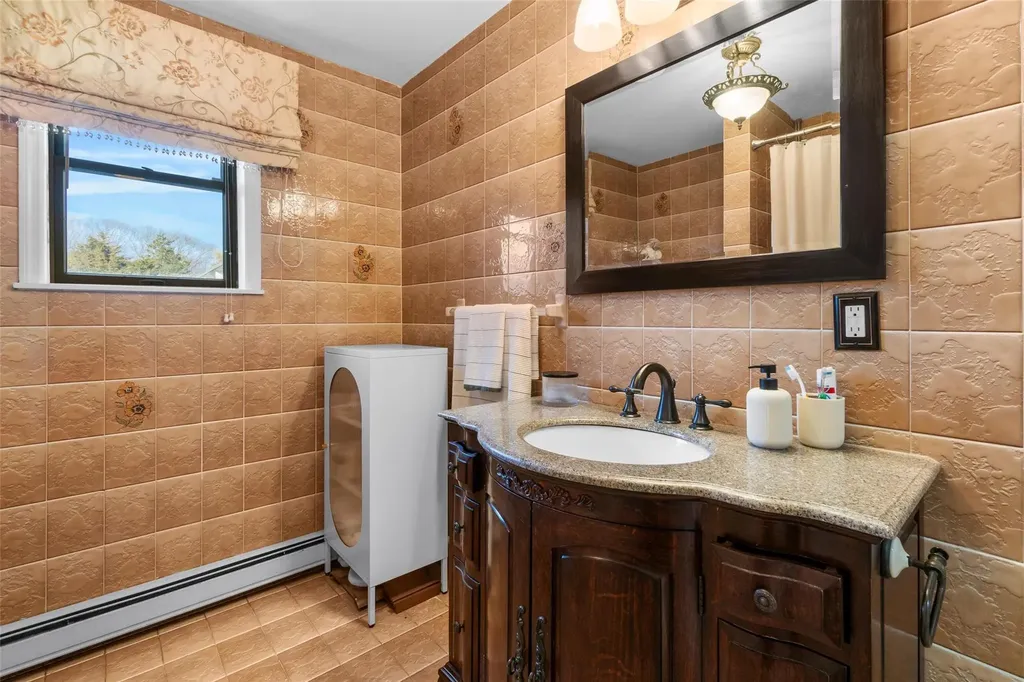 4 Leonard Avenue Newburgh NY 12550