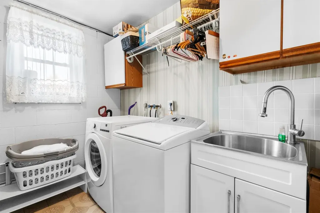 4 Leonard Avenue Newburgh NY 12550