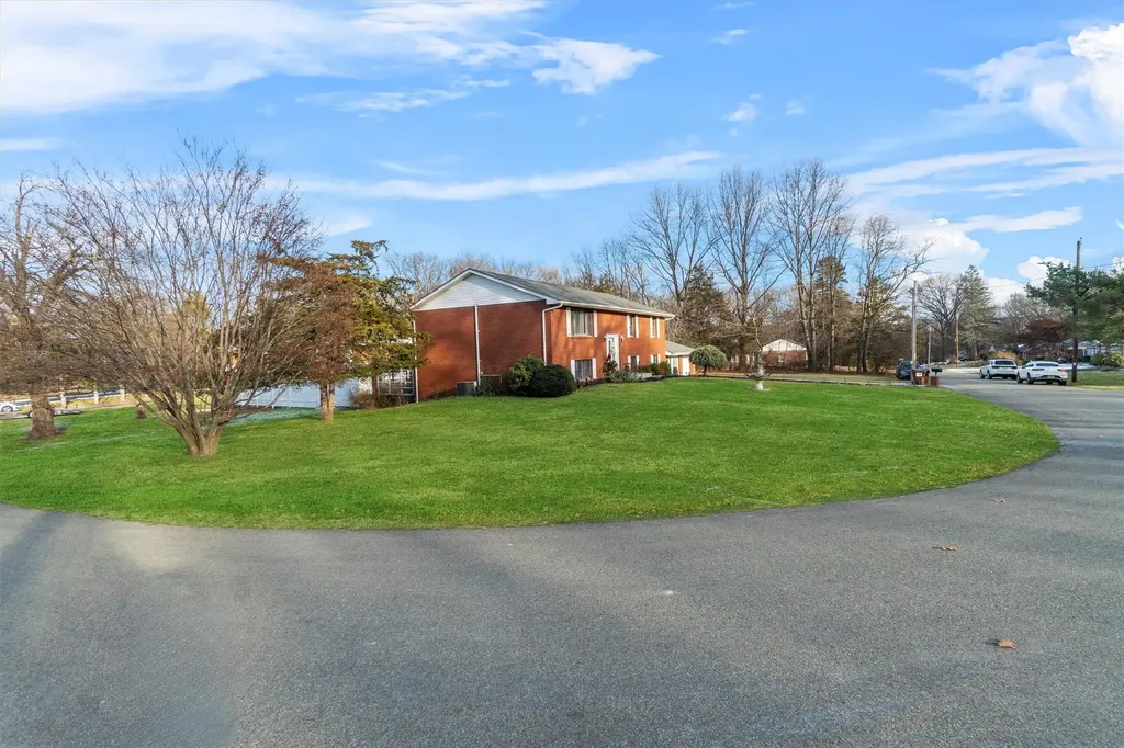 4 Leonard Avenue Newburgh NY 12550