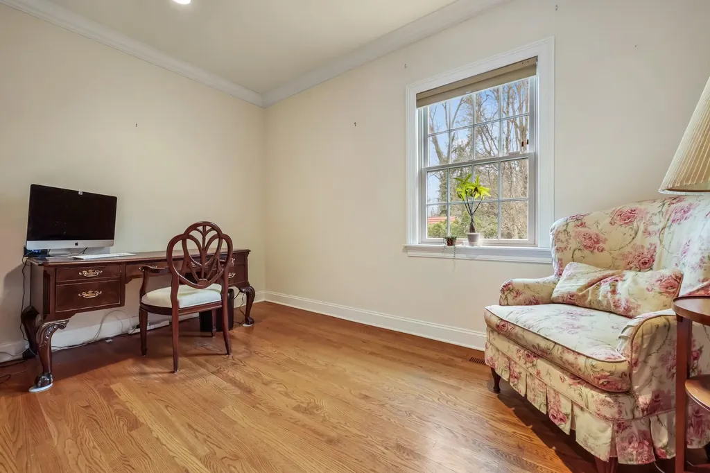 43 Pasadena Road Bronxville NY 10708