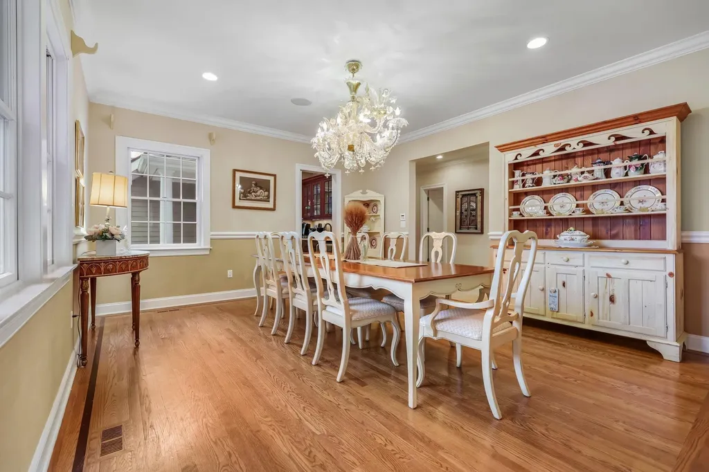 43 Pasadena Road Bronxville NY 10708