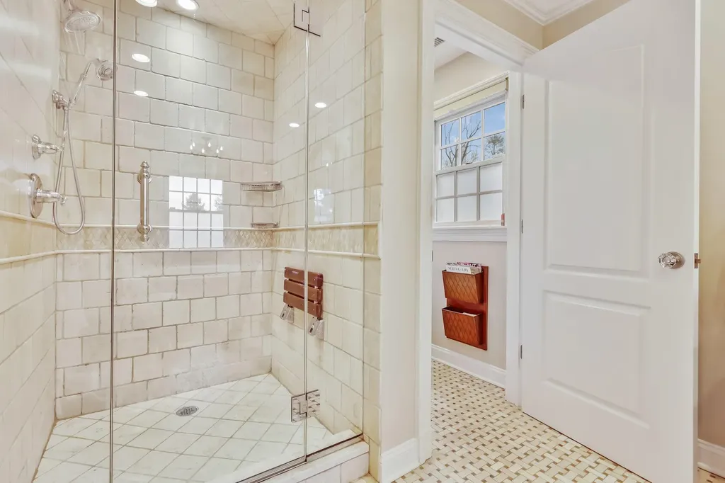 43 Pasadena Road Bronxville NY 10708