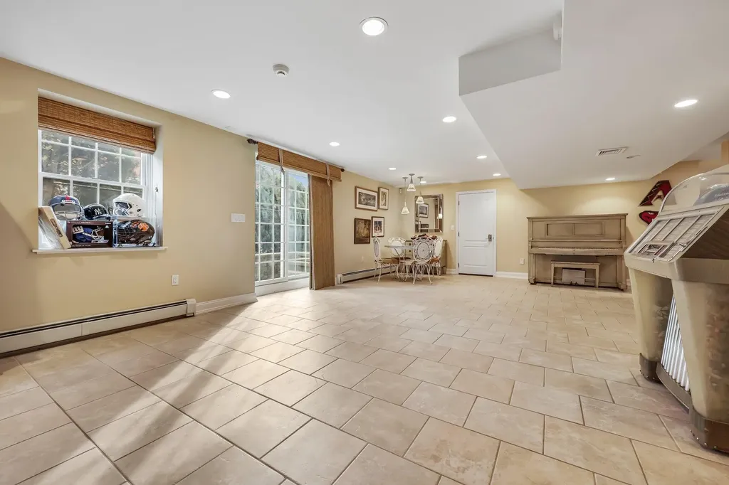 43 Pasadena Road Bronxville NY 10708