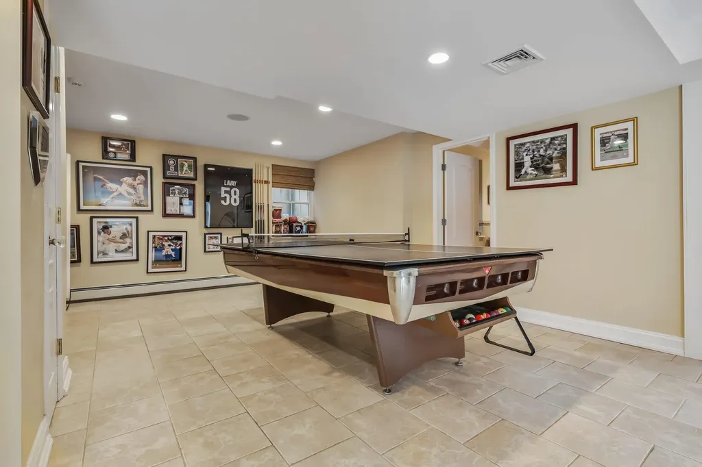43 Pasadena Road Bronxville NY 10708