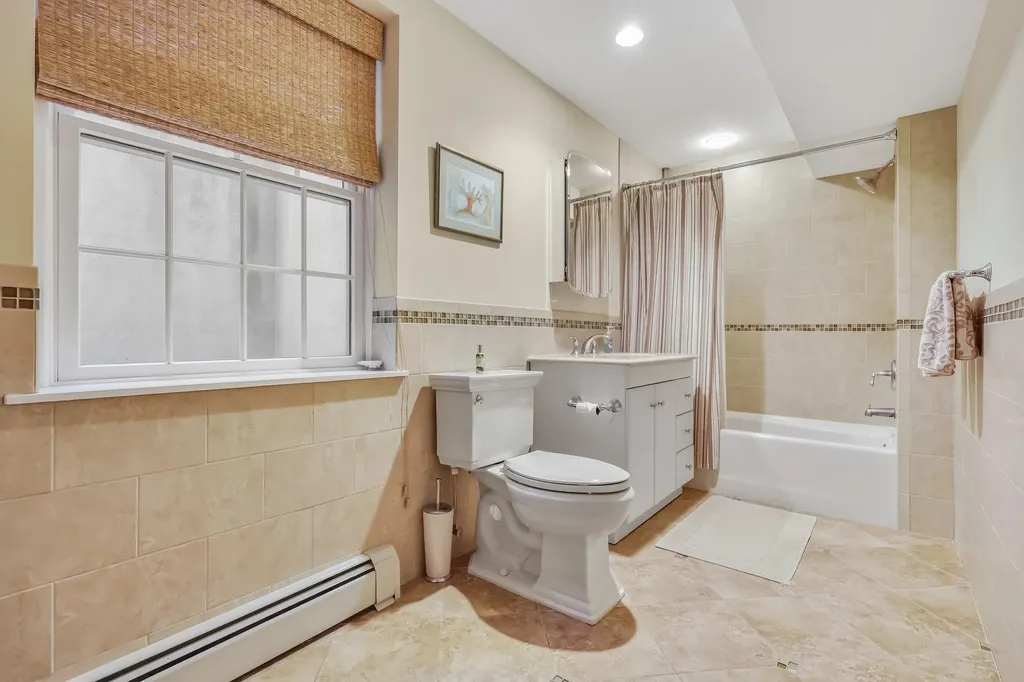 43 Pasadena Road Bronxville NY 10708