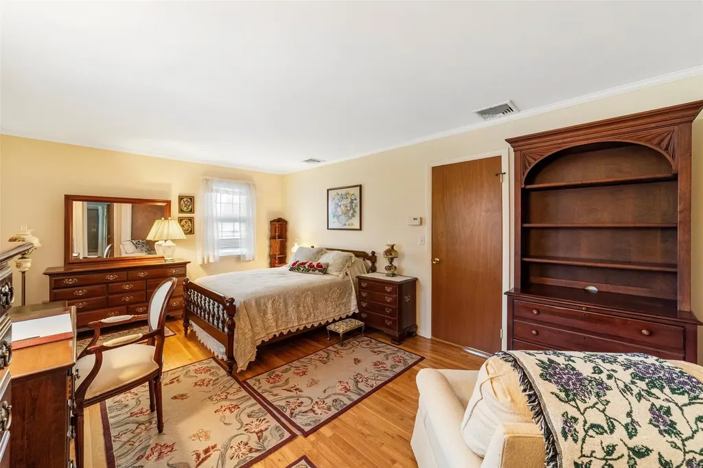5 Nostrand Place Yonkers NY 10701
