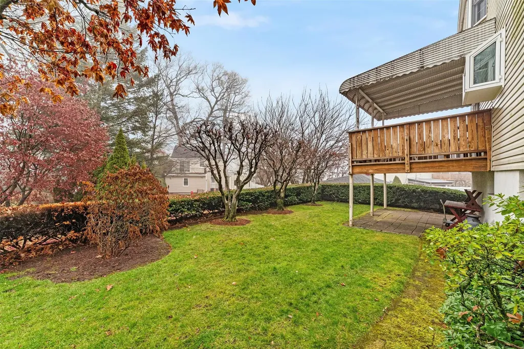 5 Nostrand Place Yonkers NY 10701