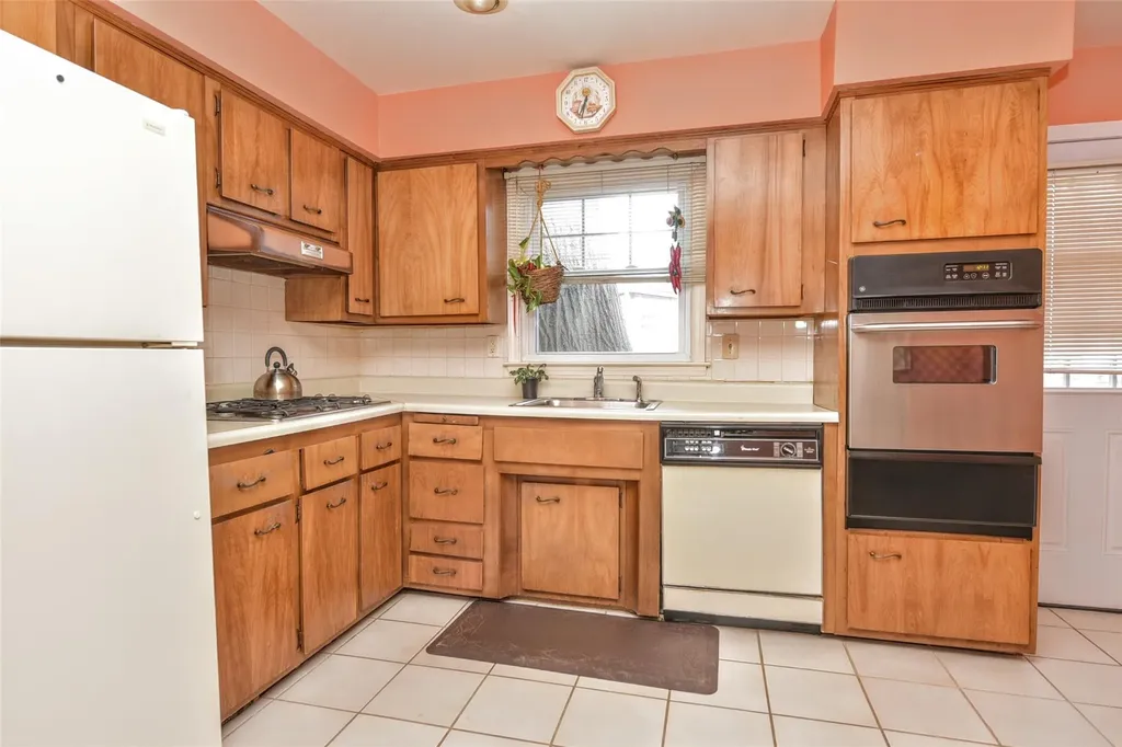 9 Danville Road Spring Valley NY 10977