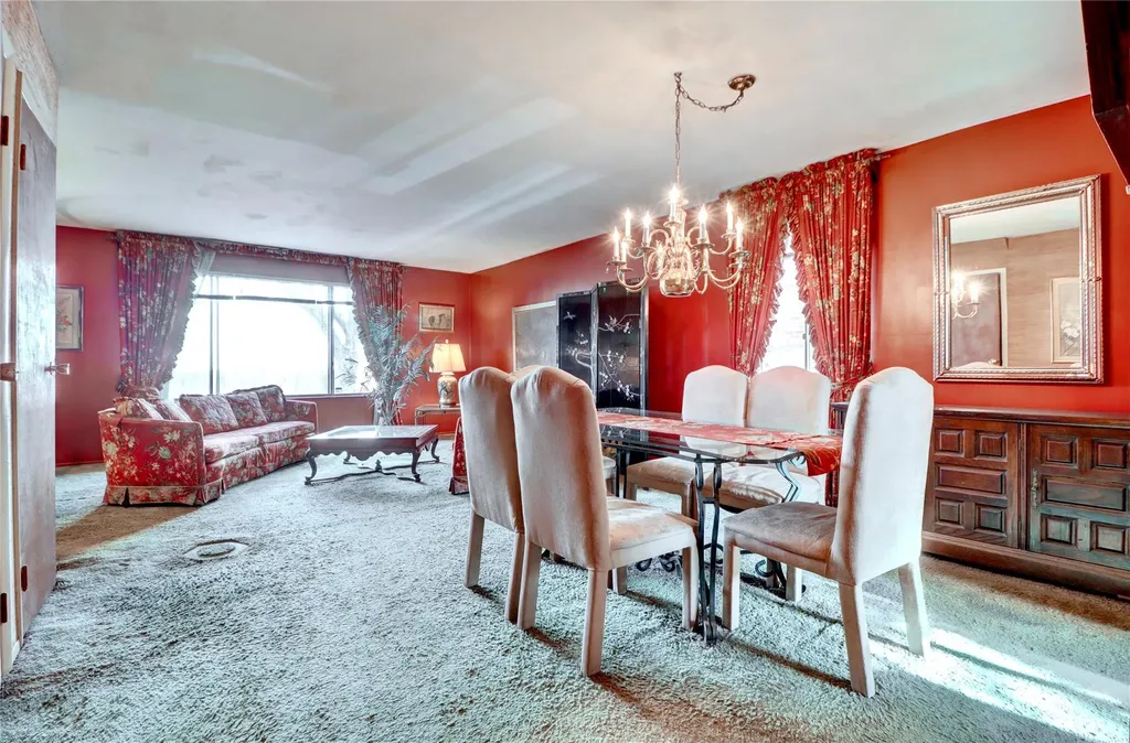 7241 Central Avenue Glendale NY 11385
