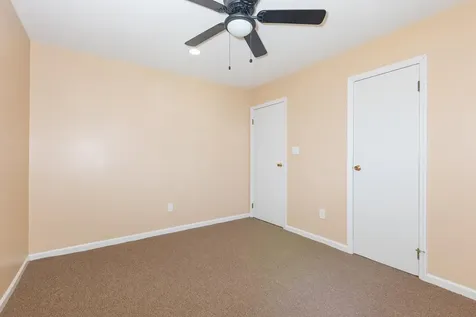 5 Westcliff Lane Lake Grove NY 11755